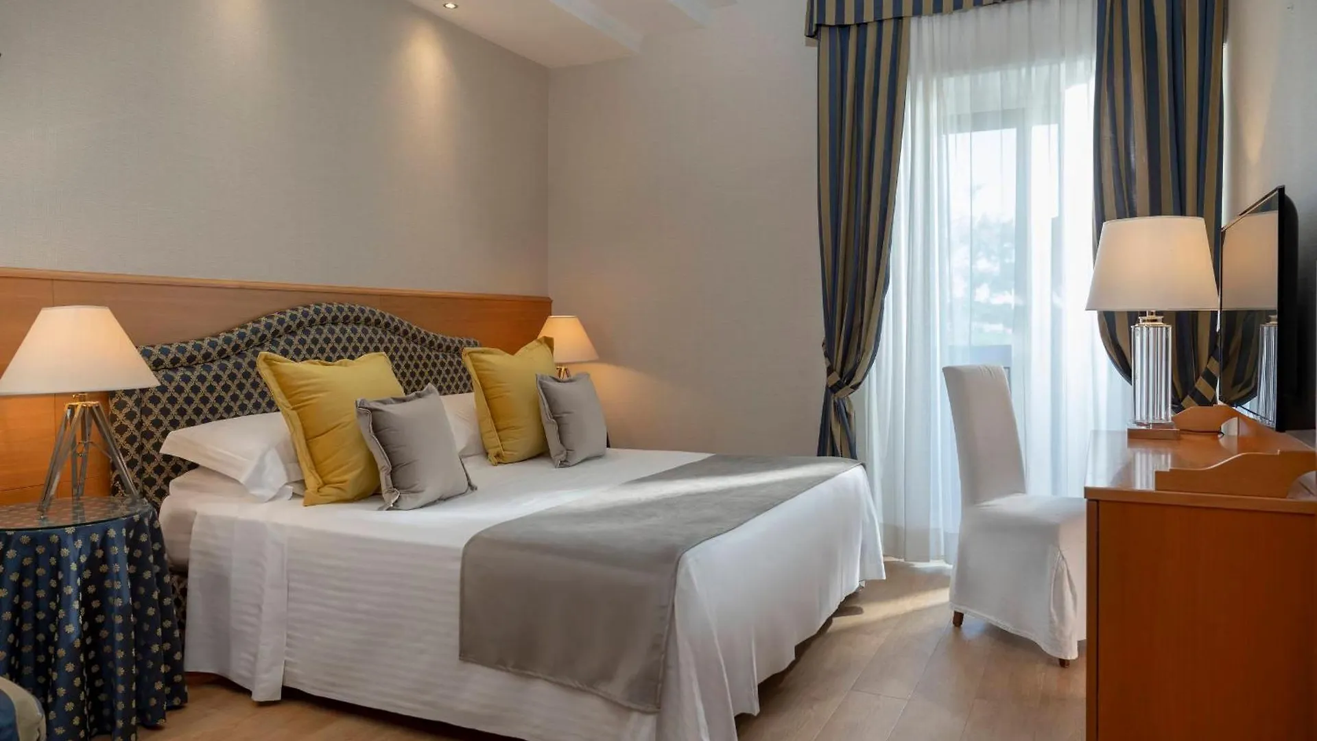 Hotel Lungomare Riccione