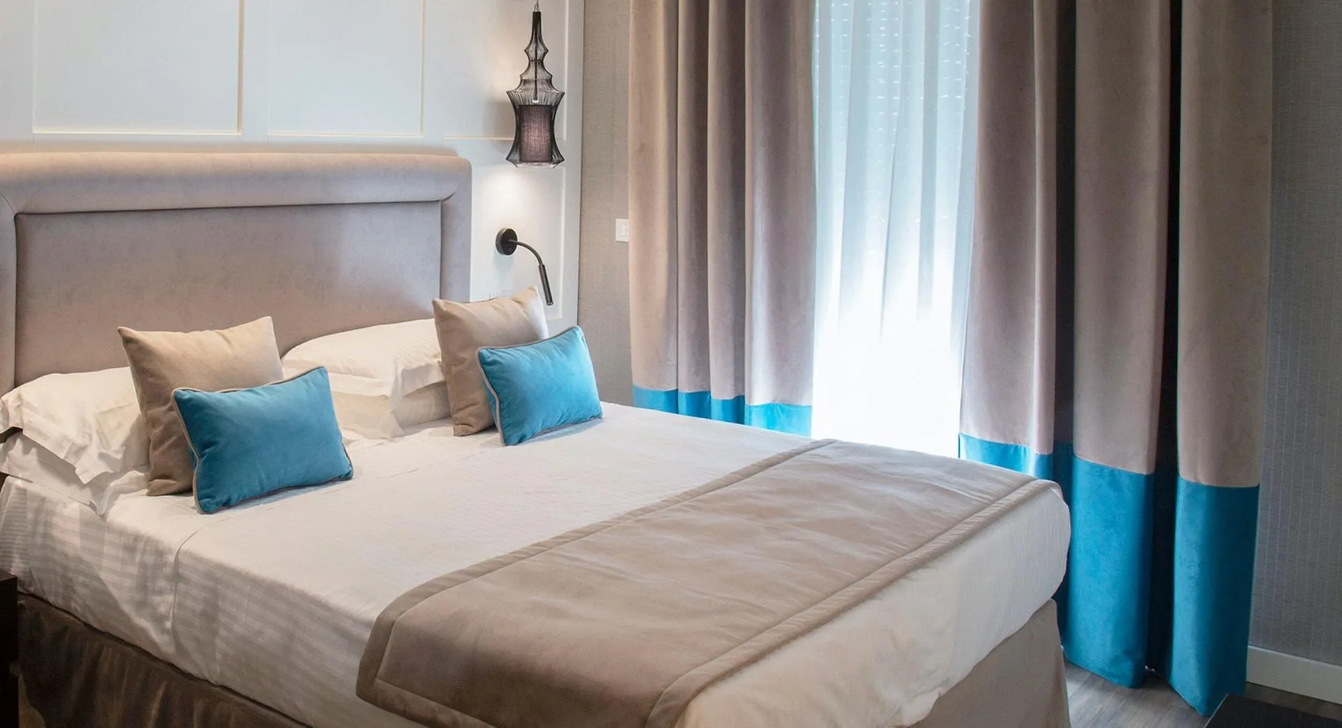 Hotel Lungomare Riccione 4*,  Itálie